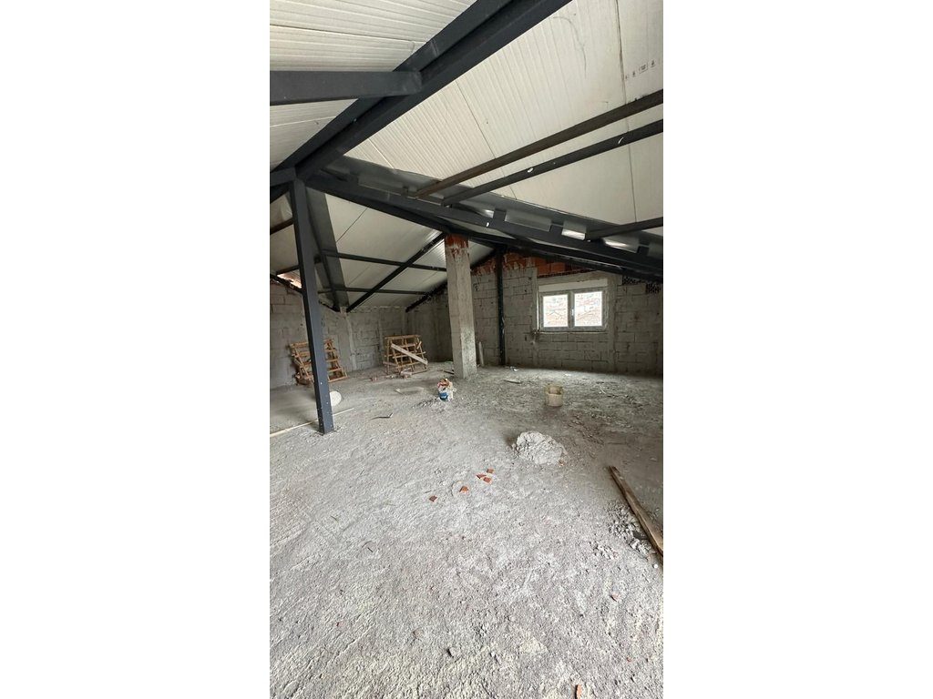 POGRADEC , SHESIM DUPLEX NE LAGJEN E TOPLECIT ME ÇMIM TË DISKUTUESHËM !!!