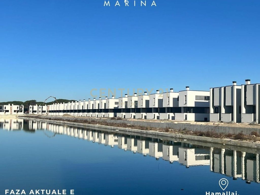 Apartament 2+1 me verande dhe post parkimi për shitje në Turquoise Marina!