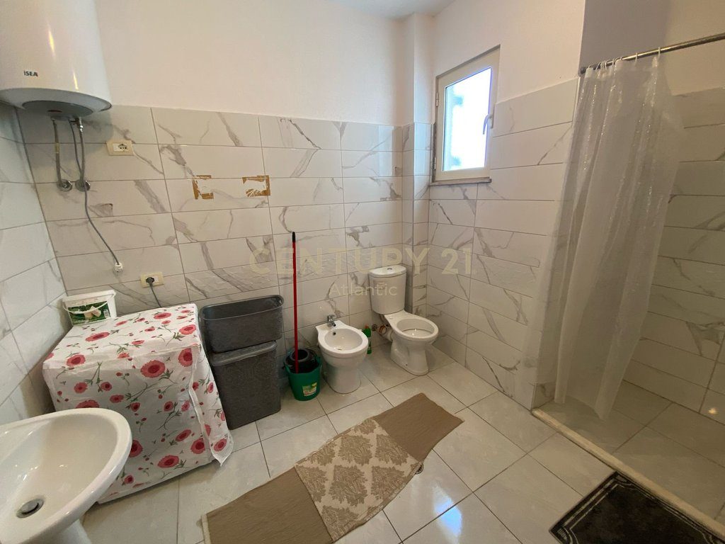 JEPET APARTAMENT ME QERA 1+1 NE PLEPA DURRES !!