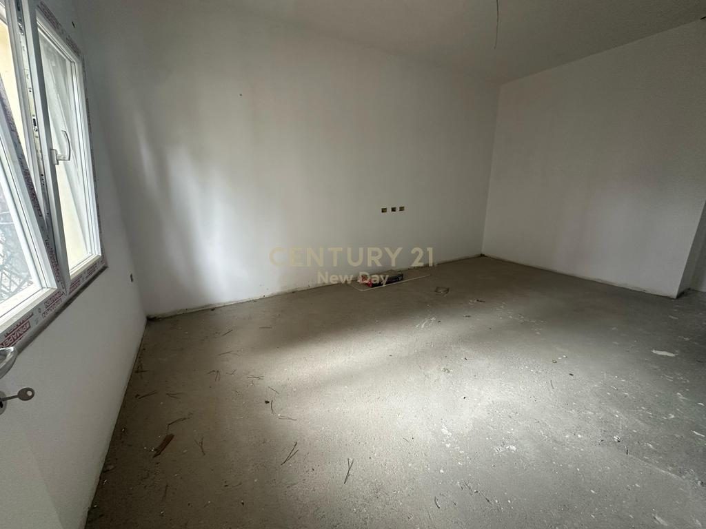 Apartament 1+1 Për Shitje në Mali i Robit, Durrës