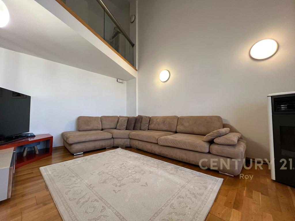 Apartament-Duplex 2+1+2 me pamje deti për shitje në Ujësjellës Kanalizime, Durrës!