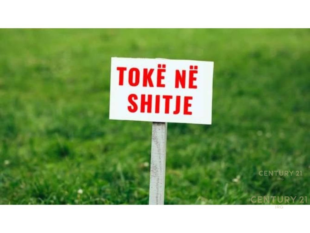 Shitet toke ne Spitalle, Porto Romano!