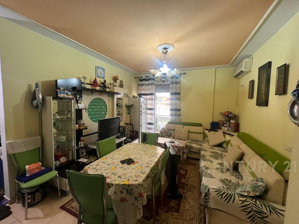SHITET APARTAMENT 2+1 NE GOLEM !!