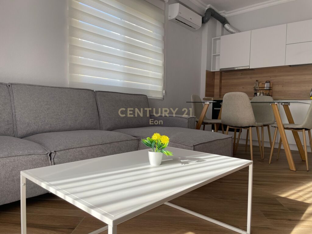 JEPET ME QIRA APARTAMENT 1+1 NË PLAZH, DURRËS!