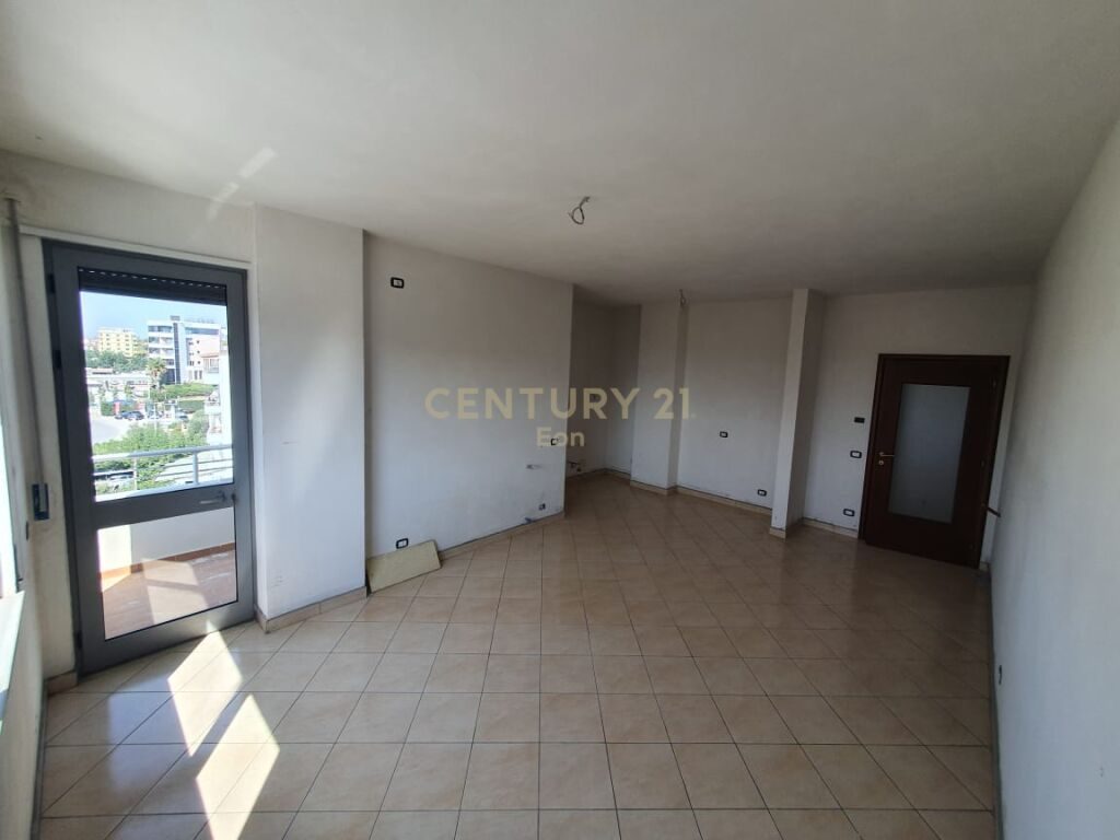 SHITET APARTAMENT 1+1 ME MUNDESI PARKIMI NE PLEPA, DURRES!