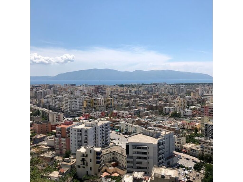 SHITET SHTEPI PRIVATE DHE TRUALL,KUZUM BABA VLORE!!