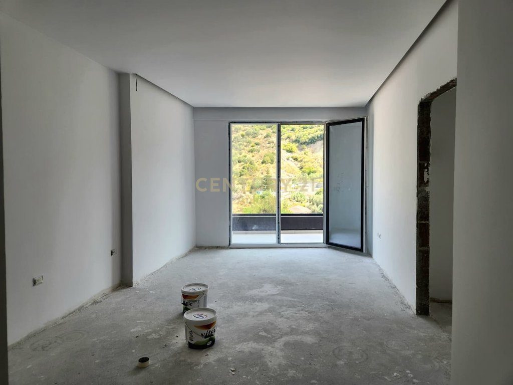 Apartament Modern për Shitje pranë Lungomare 1