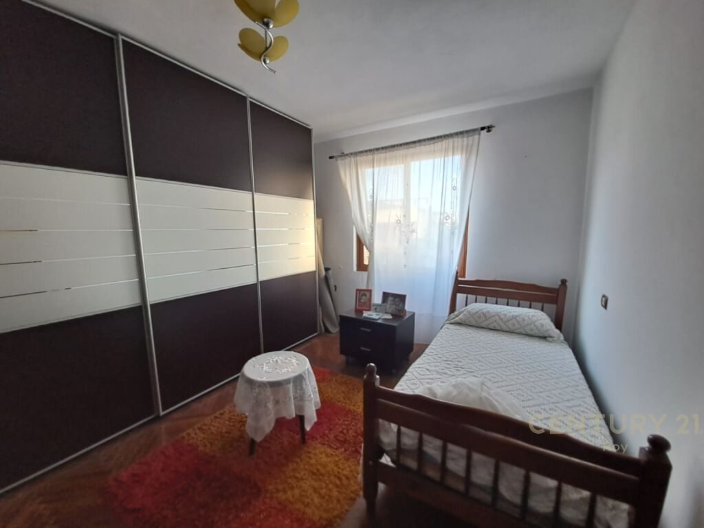Apartament 4+2+1 Për Shitje te Pallati I Sportit, Durrës - 132000€ | 120 m²