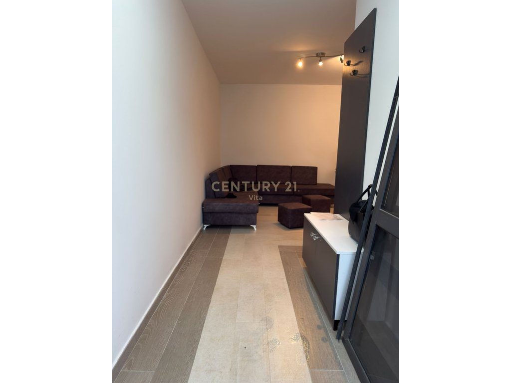 Apartament 1+1 me Qira në Lagjen 7, Durrës
