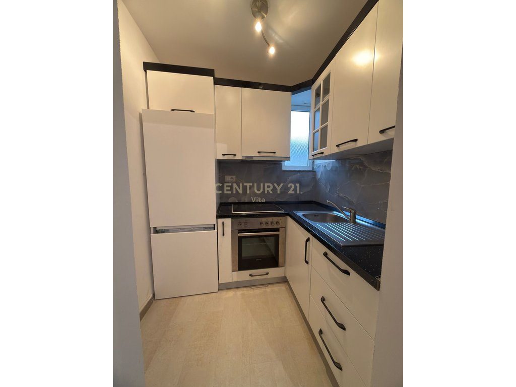 Apartament 1+1 me Qira në Lagjen 7, Durrës