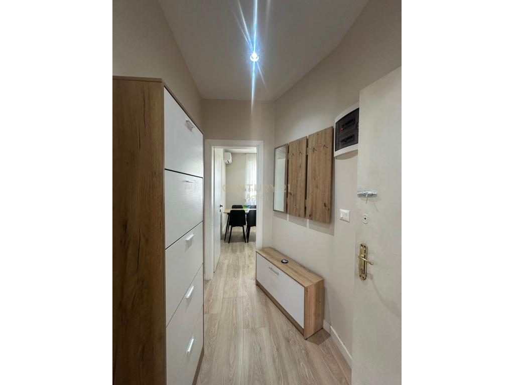 🏡 Jepet me qira apartament 1+1-Rruga e Durresit