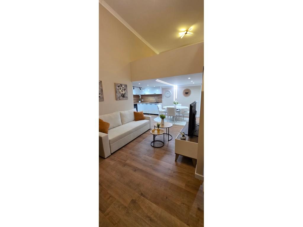 APARTAMENT/DUPLEX PER SHITJE +PARKING , PLAZH, DURRES !
