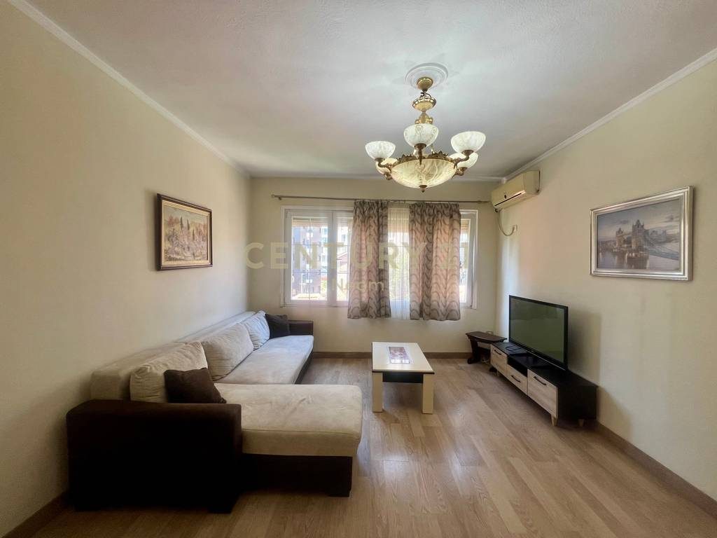 SHITJE,APARTAMENT 2+1 RR. E DURRESIT