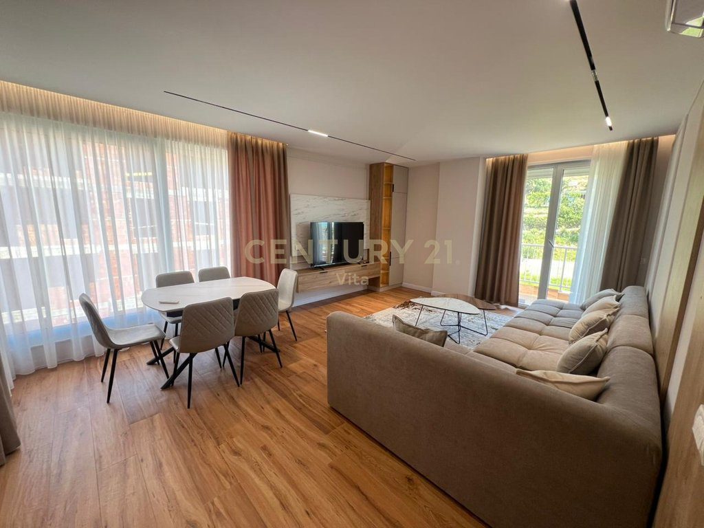 JEPET ME QIRA APARTAMENT 2+1+2 ME PAMJE DETI NE CURRILA ,DURRES !!!