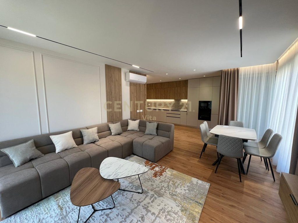 JEPET ME QIRA APARTAMENT 2+1+2 ME PAMJE DETI NE CURRILA ,DURRES !!!