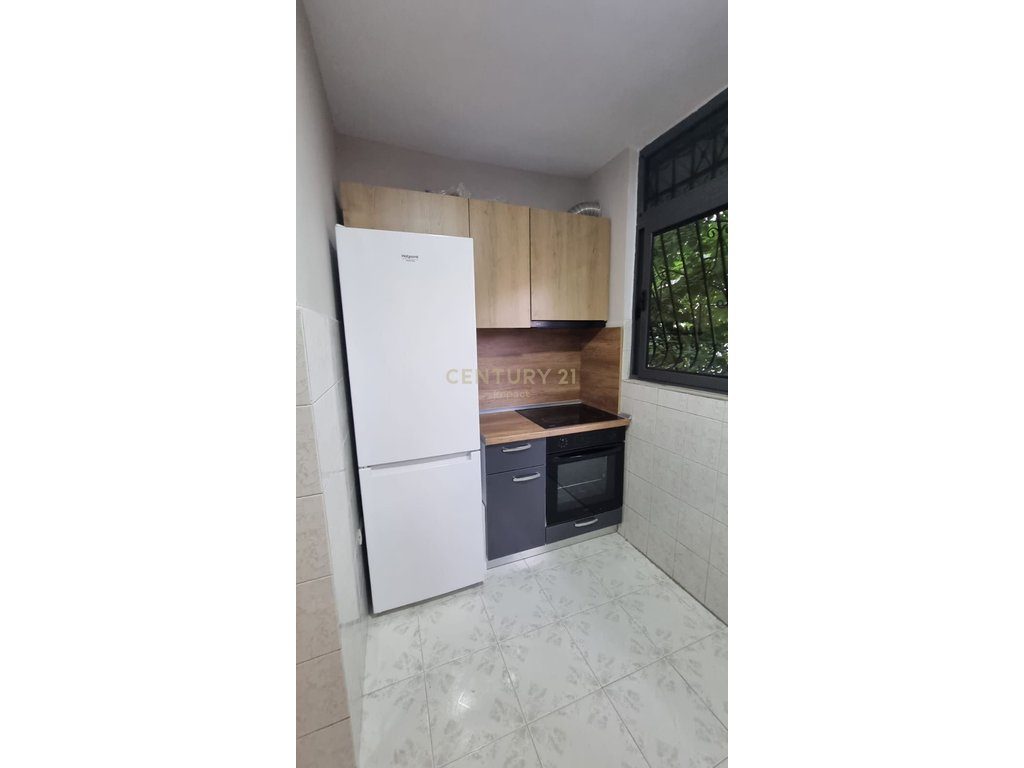 Apartament 2+2 Me Qira në Myslym Shyri, Tiranë - 600€