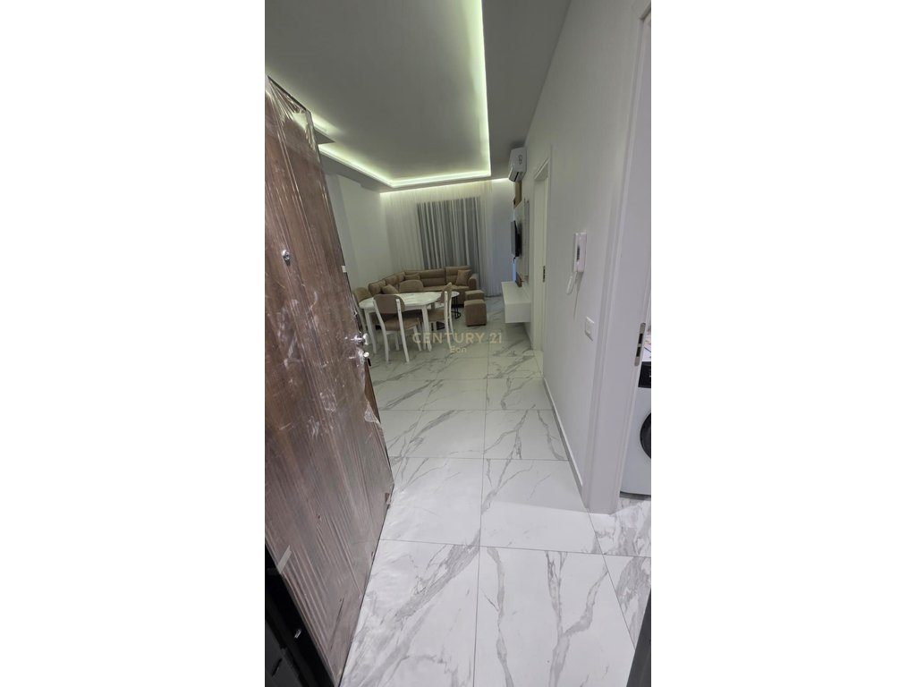 Apartament 1+1 Për Shitje tek Hotel Grint,Golem !