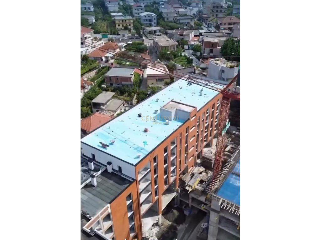 Apartament 2+1+2 për shitje në Paskuqan