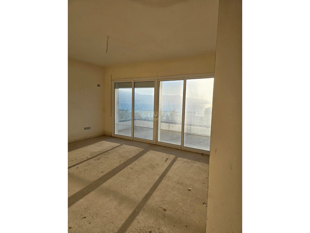 APARTAMENT PREMIUM 2+1+VERANDE NË SHITJE – VLORE ME PAMJE TË PLOTË NGA DETI !