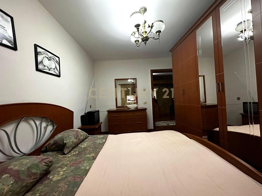 Apartament 2+1 per Qira  tek Mine Peza!
