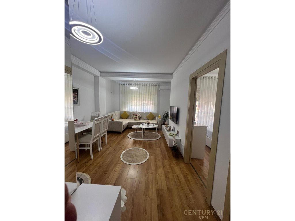SHITET SUPER APARTAMENT 1+1 I MOBILUAR NË KOMPLEKSIN NOVA, KODRA E DIELLIT
