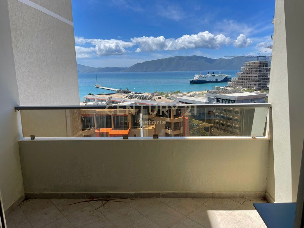 APARTAMENT 2+1 ME PAMJE PANORAMIKE NGA DETI – LUNGOMARE, VLORË