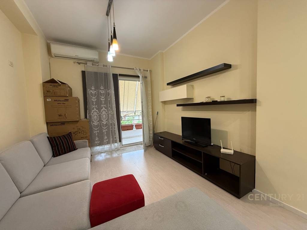 KODRA E DIELLIT 1 - SUPER APARTAMENT 1+1+🚘 PER QIRA‼️