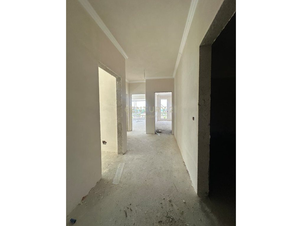 Apartament 3+1+2+post parkimi me pamje deti  per shitje tek Gjiri i  Lalzit !