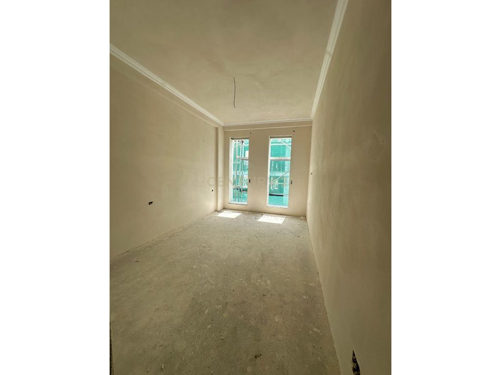Apartament 3+1+2+post parkimi me pamje deti  per shitje tek Gjiri i  Lalzit !
