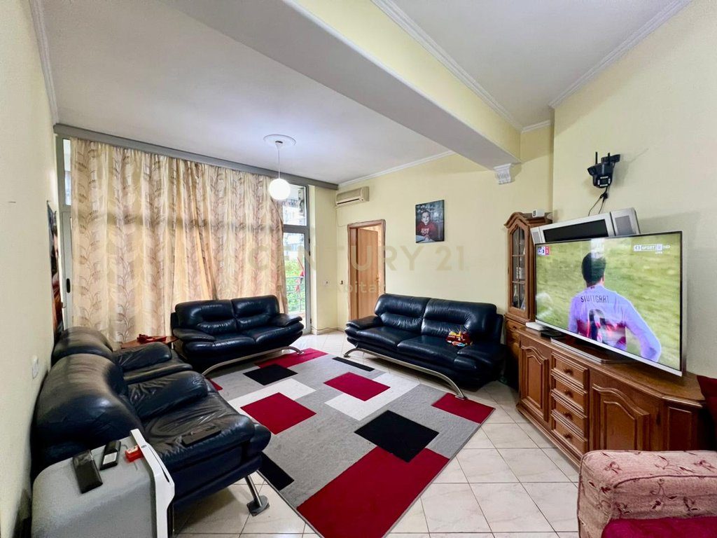 QIRA, APARTAMENT 3+1+2, GLOBE / RRUGA KAVAJËS‼️