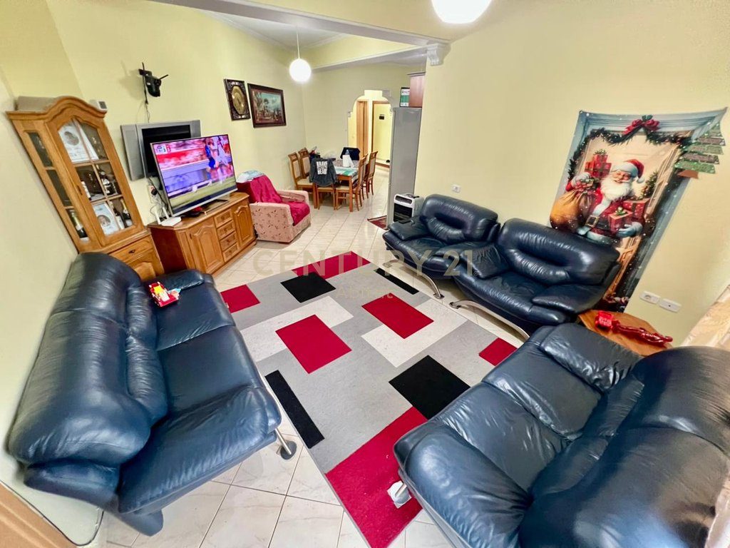 QIRA, APARTAMENT 3+1+2, GLOBE / RRUGA KAVAJËS‼️