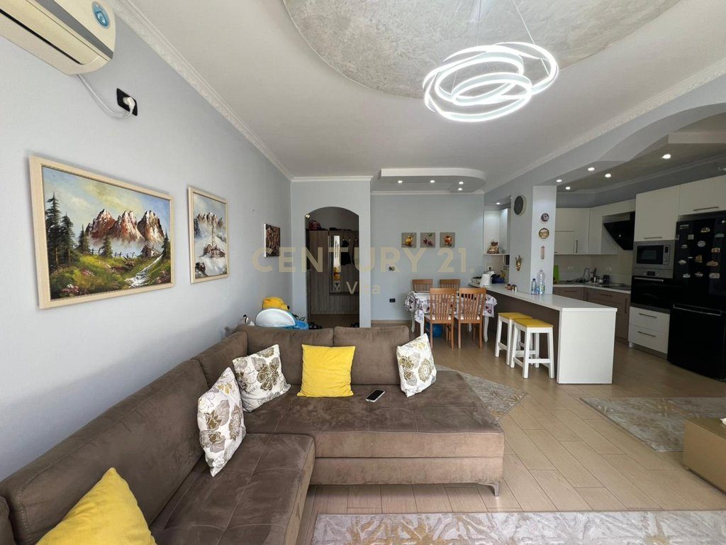 SHITET APARTAMENT 2+1+2 – Tek Ish-URT–117m² , Durres !!!