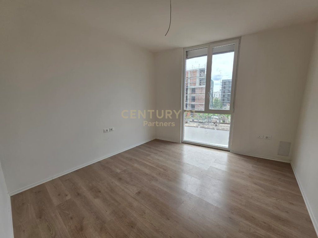 APARTAMENT 2+1 + POST PARKIMI TEK ALBULENA RESIDENCE, PASKUQAN.