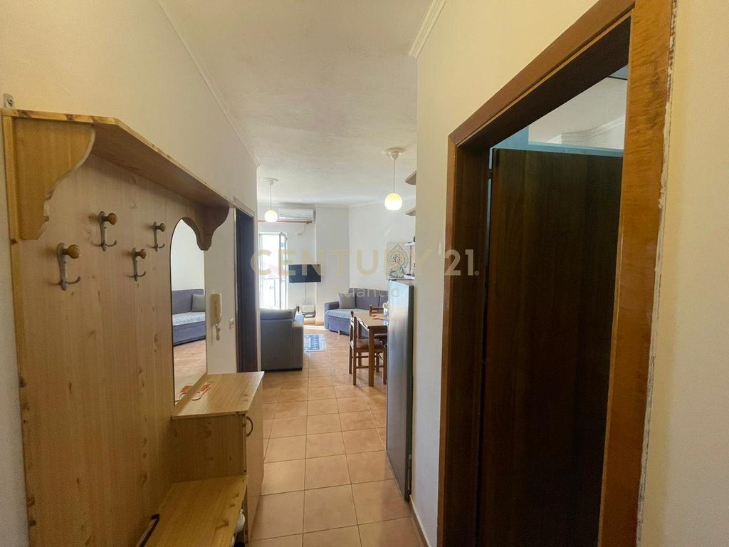 SHITET APARTAMENT 1+1 NE GOLEM TE RRUGA E GJUZEVE / DURRES