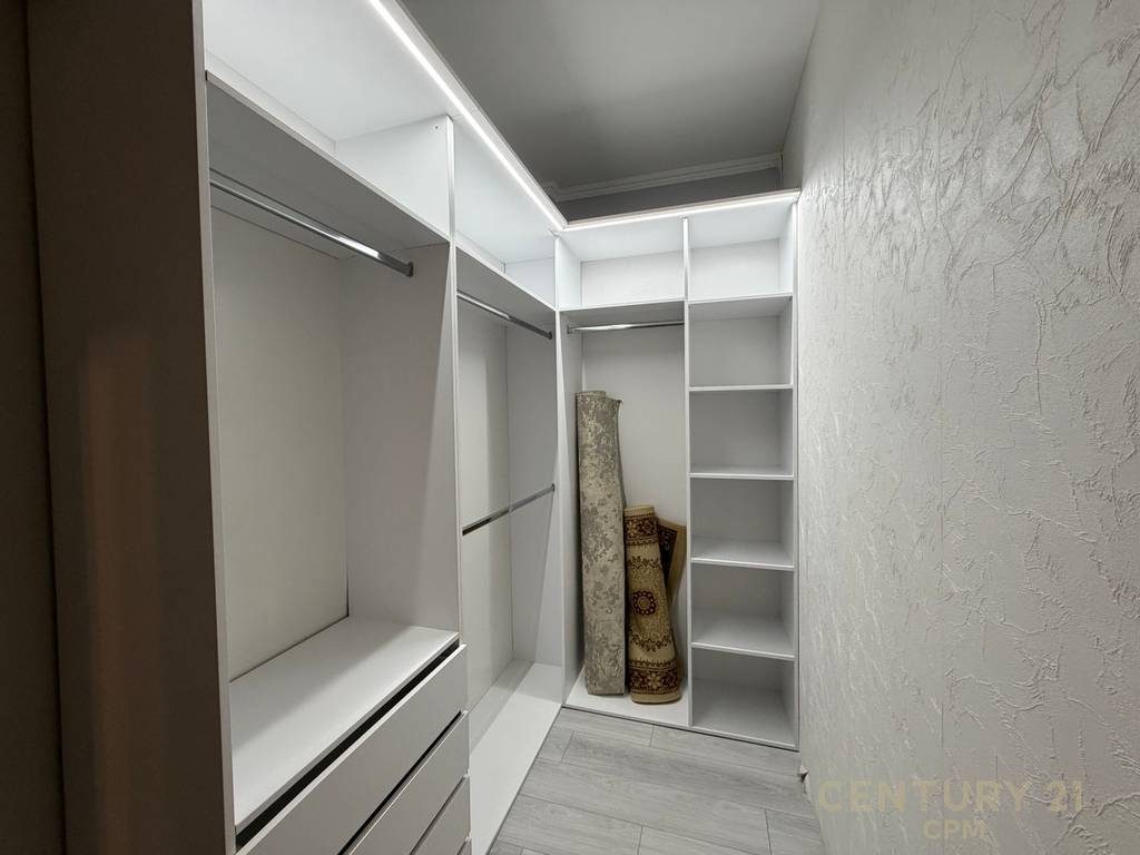 APARTAMENT 1+1 ME QIRA TEK SIRI KODRA!