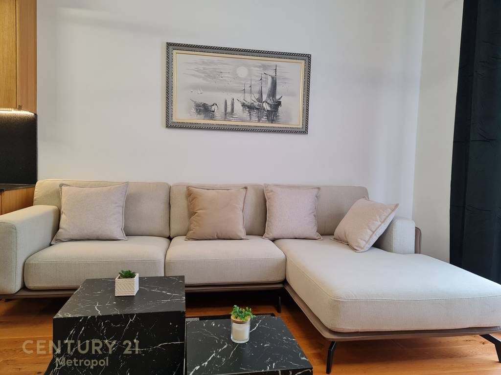 Jepet me qira apartament 2+1+2 në Rezidencën Private Petrelë