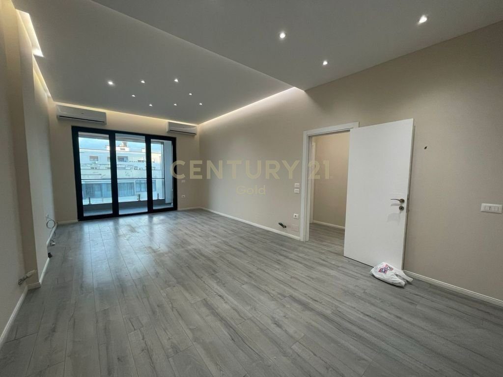 JEPET APARTAMENT PER ZYRA 2+1+2 TE ARLIS SQUARE 21!