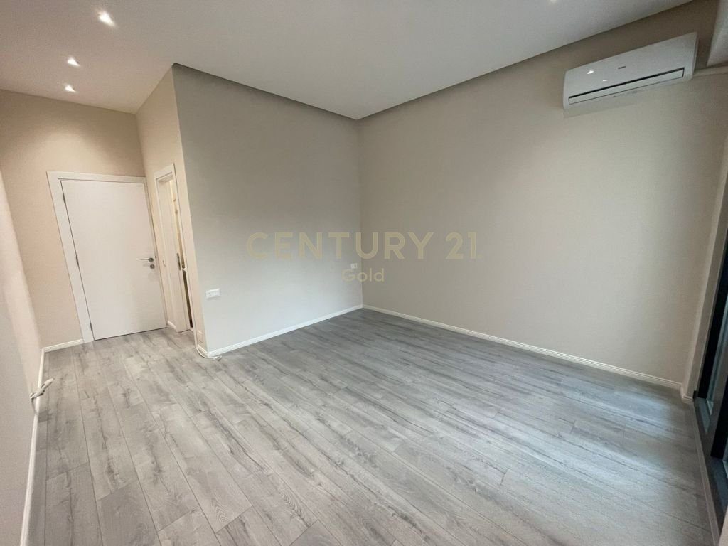 JEPET APARTAMENT PER ZYRA 2+1+2 TE ARLIS SQUARE 21!