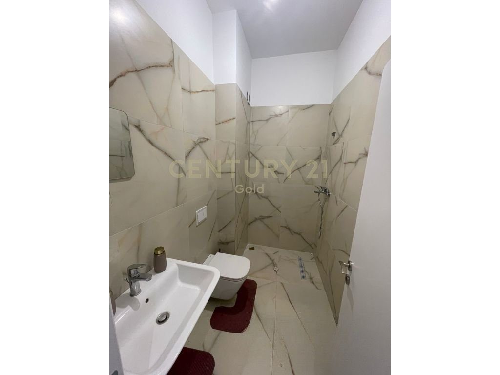 JEPET APARTAMENT PER ZYRA 2+1+2 TE ARLIS SQUARE 21!