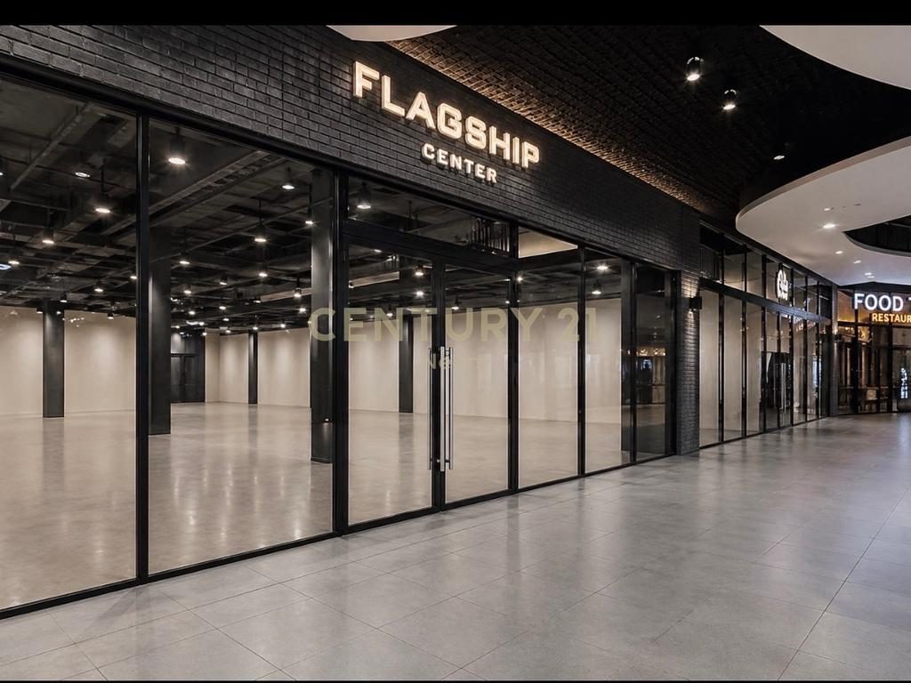 Shitet ambient komercial në Flagship Center, Durrës