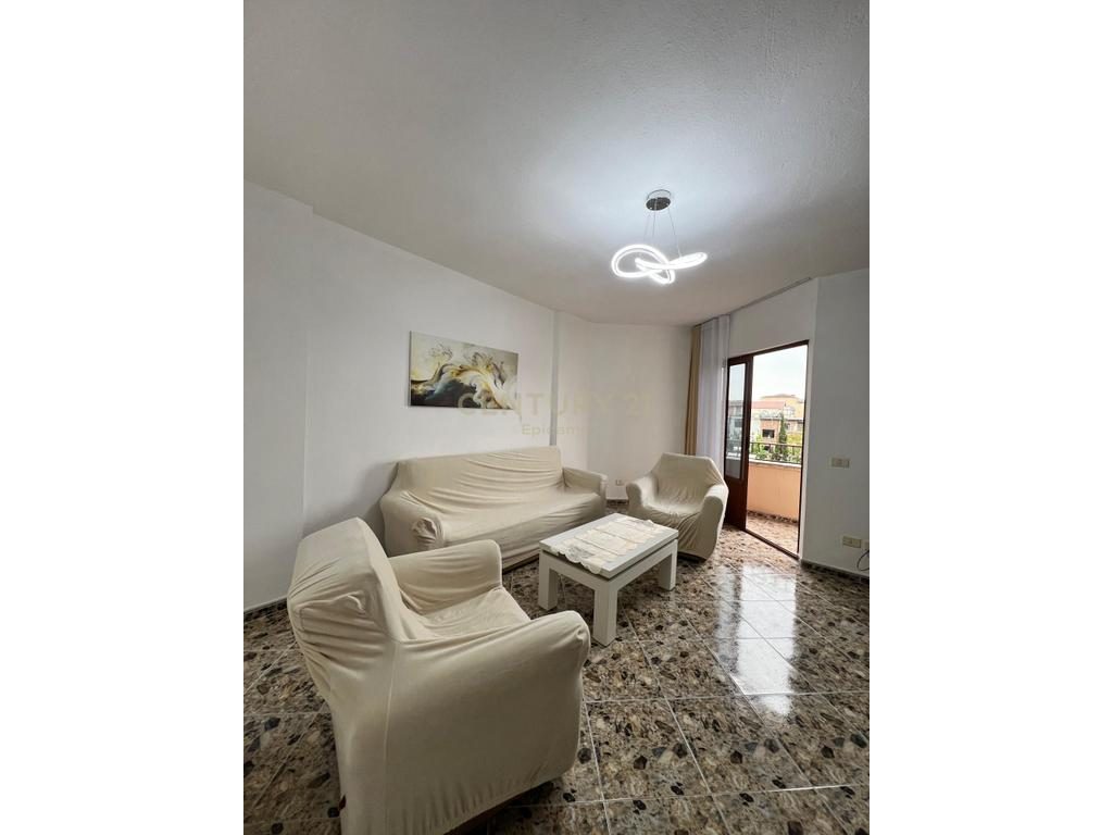 APARTAMENT 3+1+2 TUALETE PER QERA, PRANE TREGUT FRUTA-PERIME, DURRES!