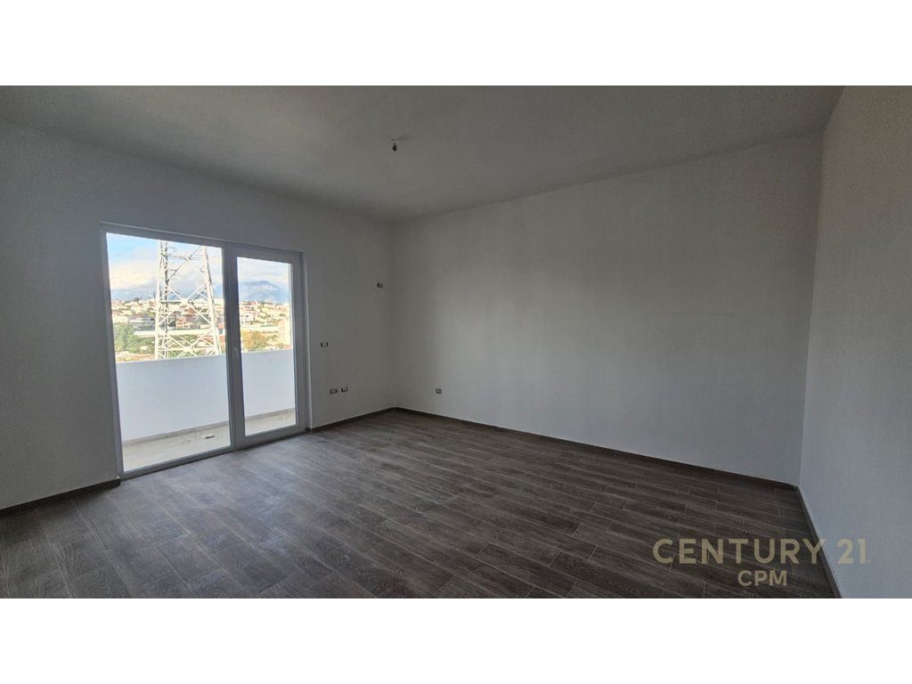 Apartament 2+1 Per Shitje Prane Bulevardit Te Ri!