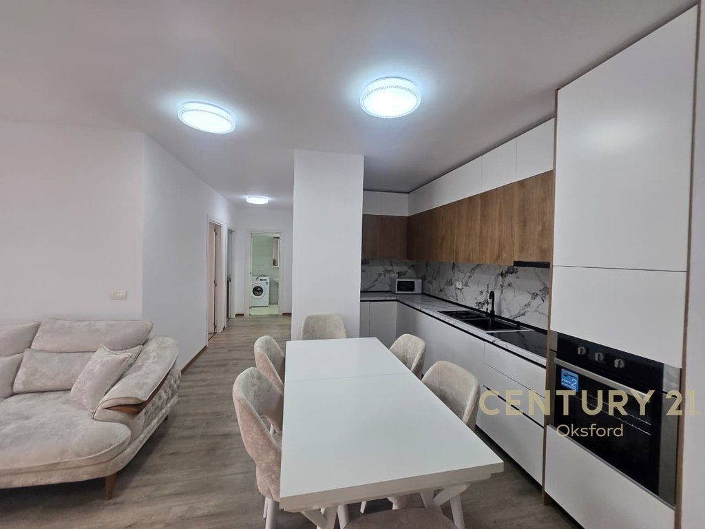 APARTAMENT ME QIRA 2+1+2T NE ZONEN E 5 MAJIT