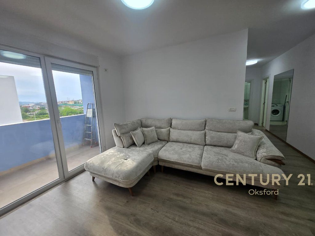 APARTAMENT ME QIRA 2+1+2T NE ZONEN E 5 MAJIT