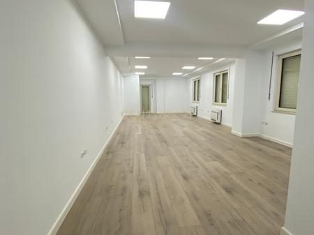Ambjent biznesi per qira në zemër të Ish-Blloku, pranë pallateve Agimi