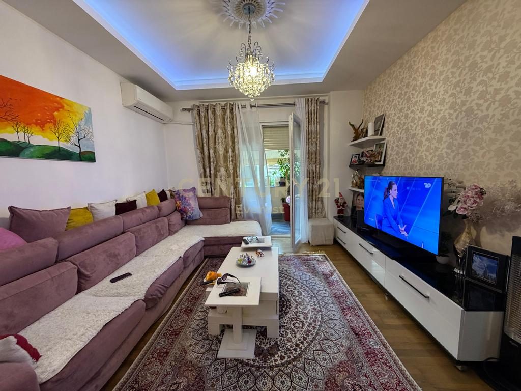 5-MAJI, SHESIM APARTAMENT 2+1+2