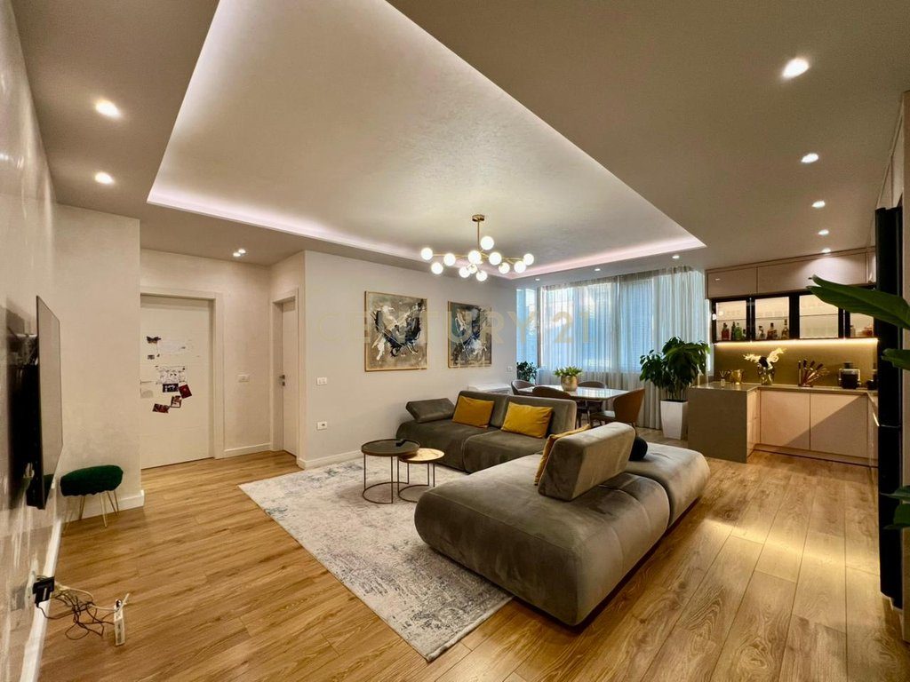 SHESIM, APARTAMENT PREMIUM 2+1+2 me POST PARKIMI te KOMUNA‼️