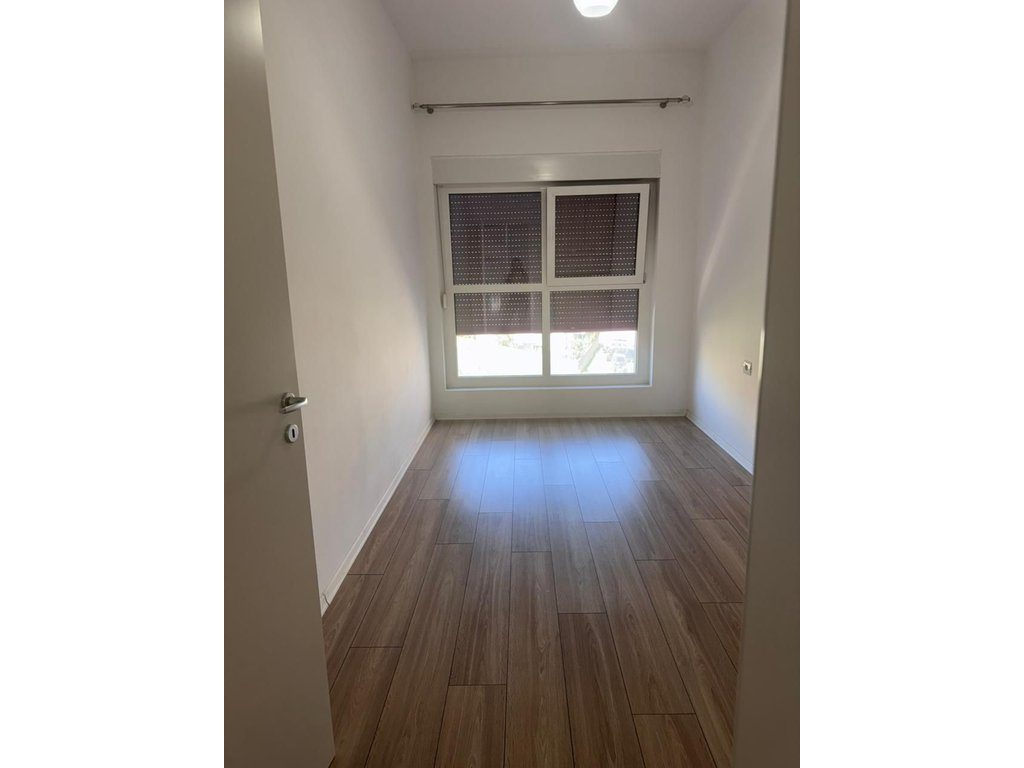 Apartament 2+1 Me Qira në Ali Demi, Tiranë - 350€ | 72 m²