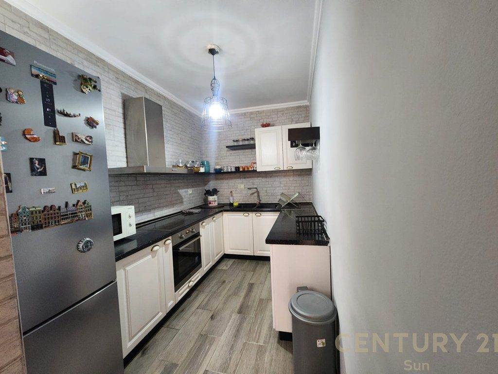Apartament per qira 1+1 tek Vasil Shanto!