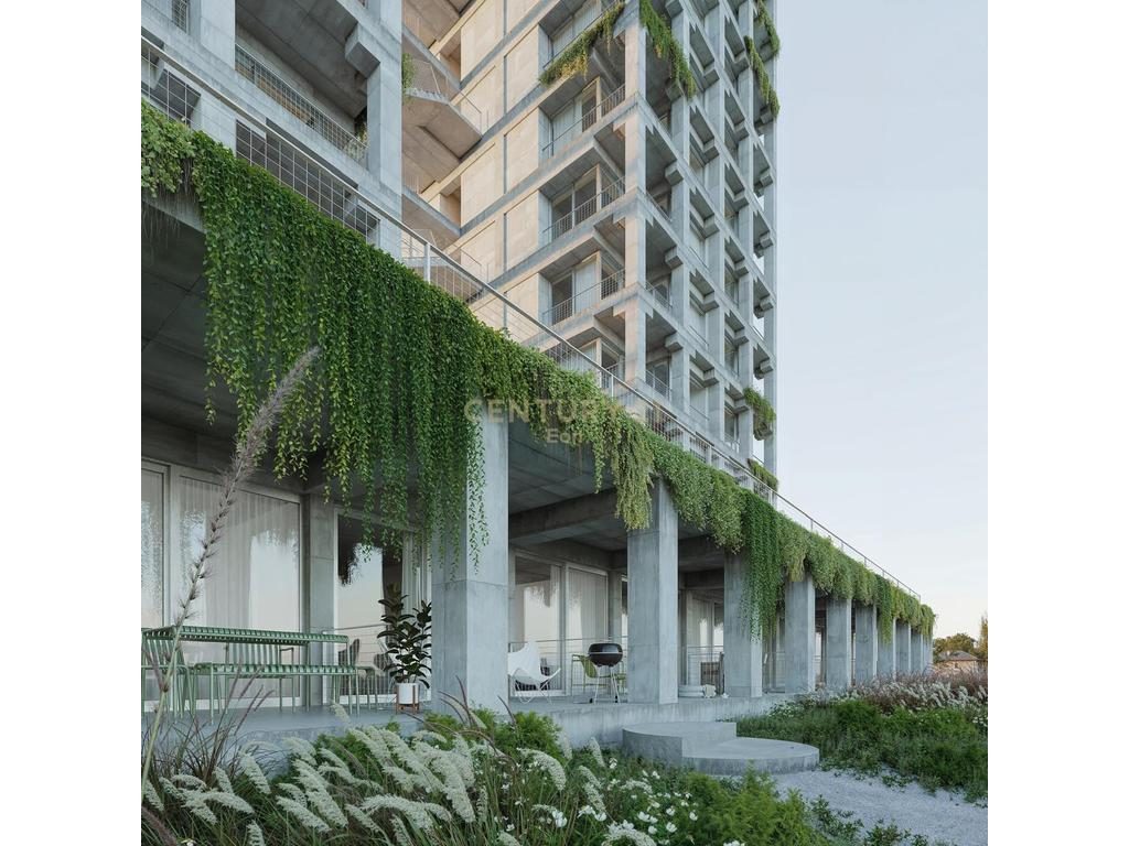 FILLUAN SHITJET TEK "THREE GARDENS", NE QERRET !